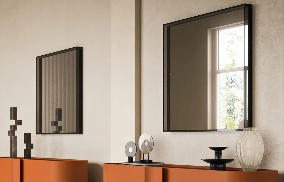 Specchio Boxy con cornice in vetro fumé di Ditre Italia