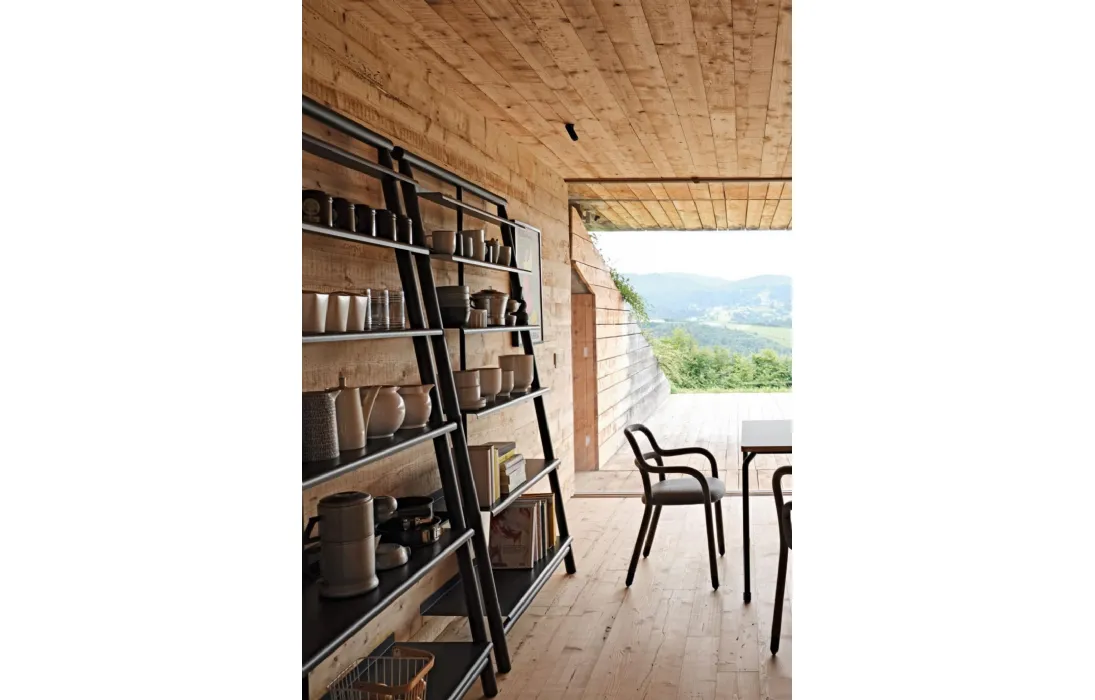 Libreria Suite in legno con ripiani in metallo di Midj